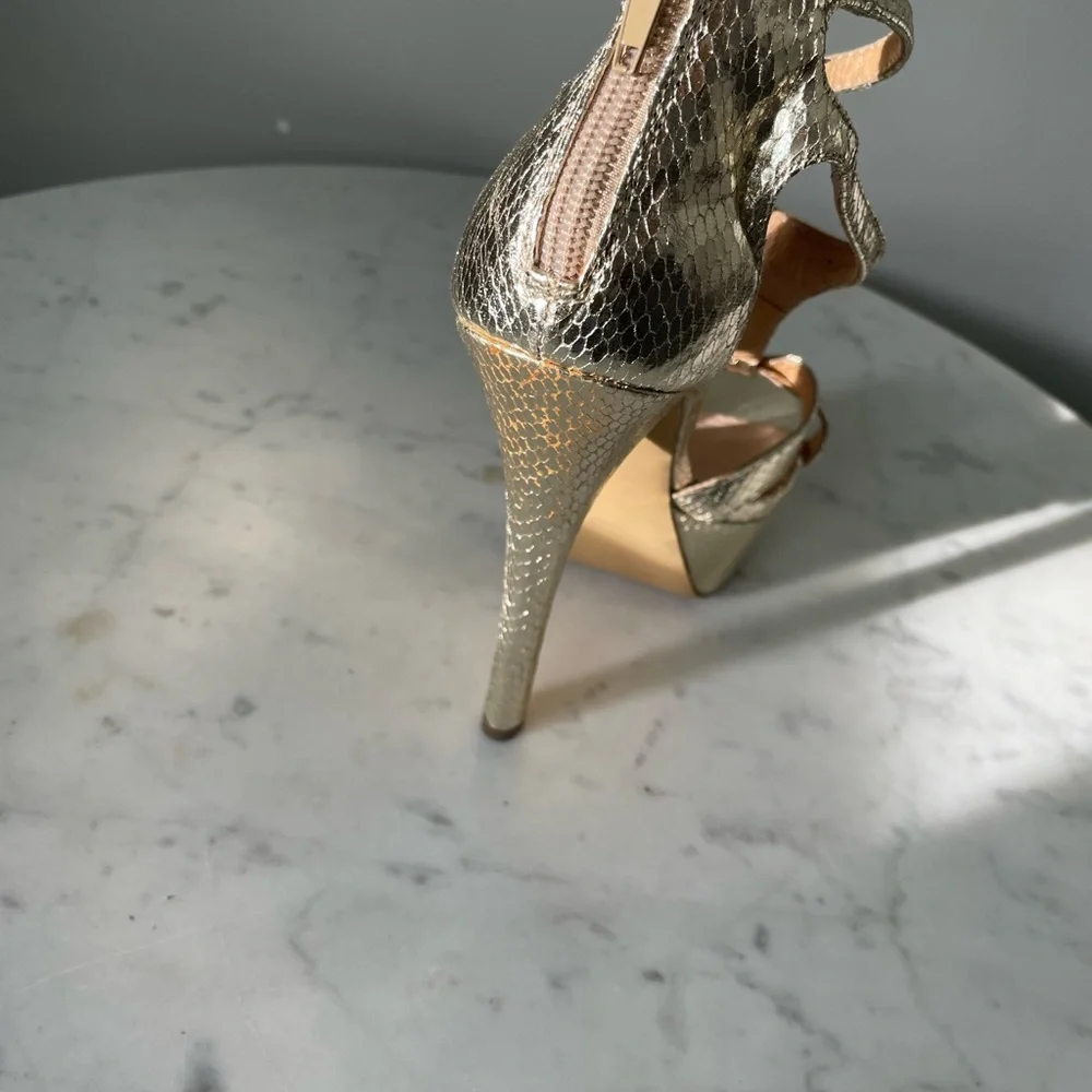 Gold Steve Madden shoes - Picture 3 of 3